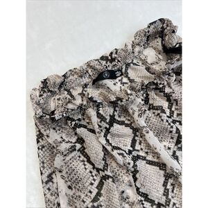 Mangos Size 6 US Sheer Mesh Skirt / Swim‎ Cover Up. High waist, animal print.